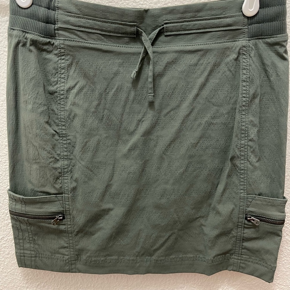 Athleta skirt
